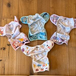 Lot of 4 size 1 Thirsties Cloth diaper shells